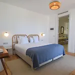 Casa *