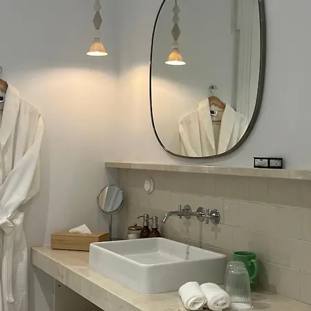 Casa Hotell *