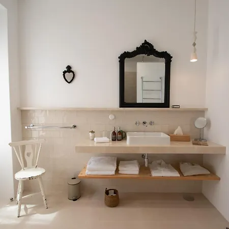 Casa *