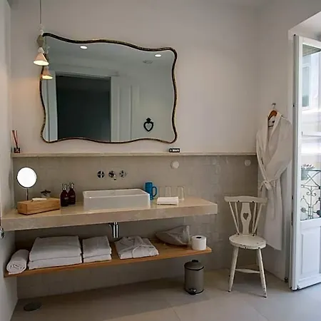 Casa *