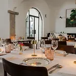 Casa Hotel